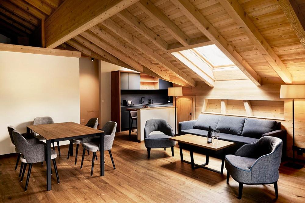 Hotel Alpenland Gstaad Ngoại thất bức ảnh