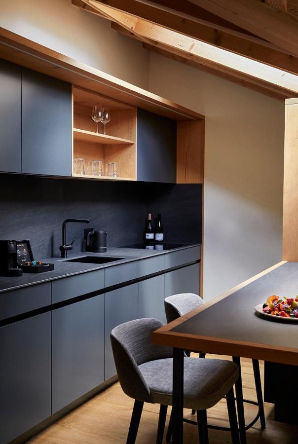 Hotel Alpenland Gstaad Ngoại thất bức ảnh