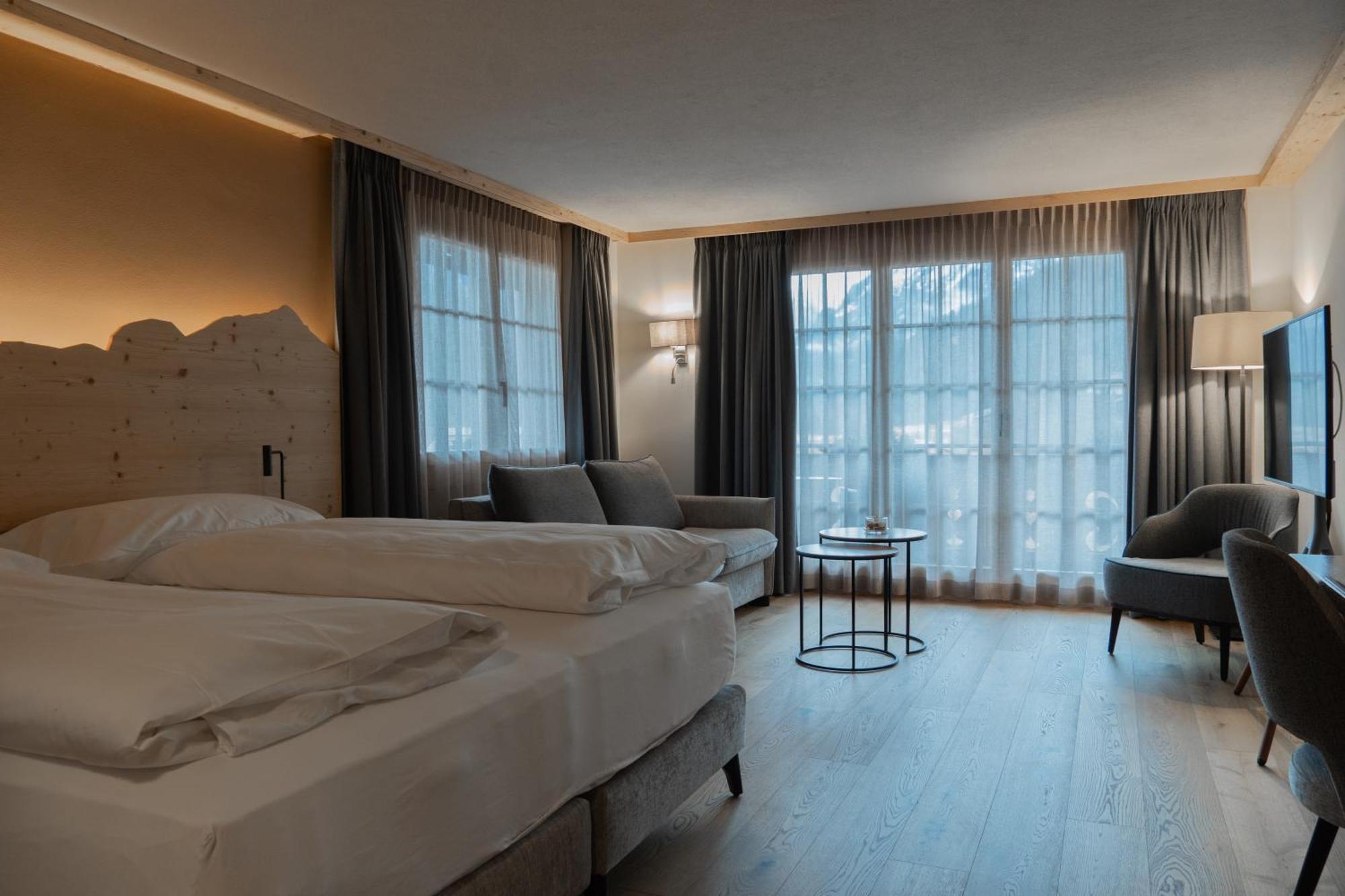 Hotel Alpenland Gstaad Ngoại thất bức ảnh