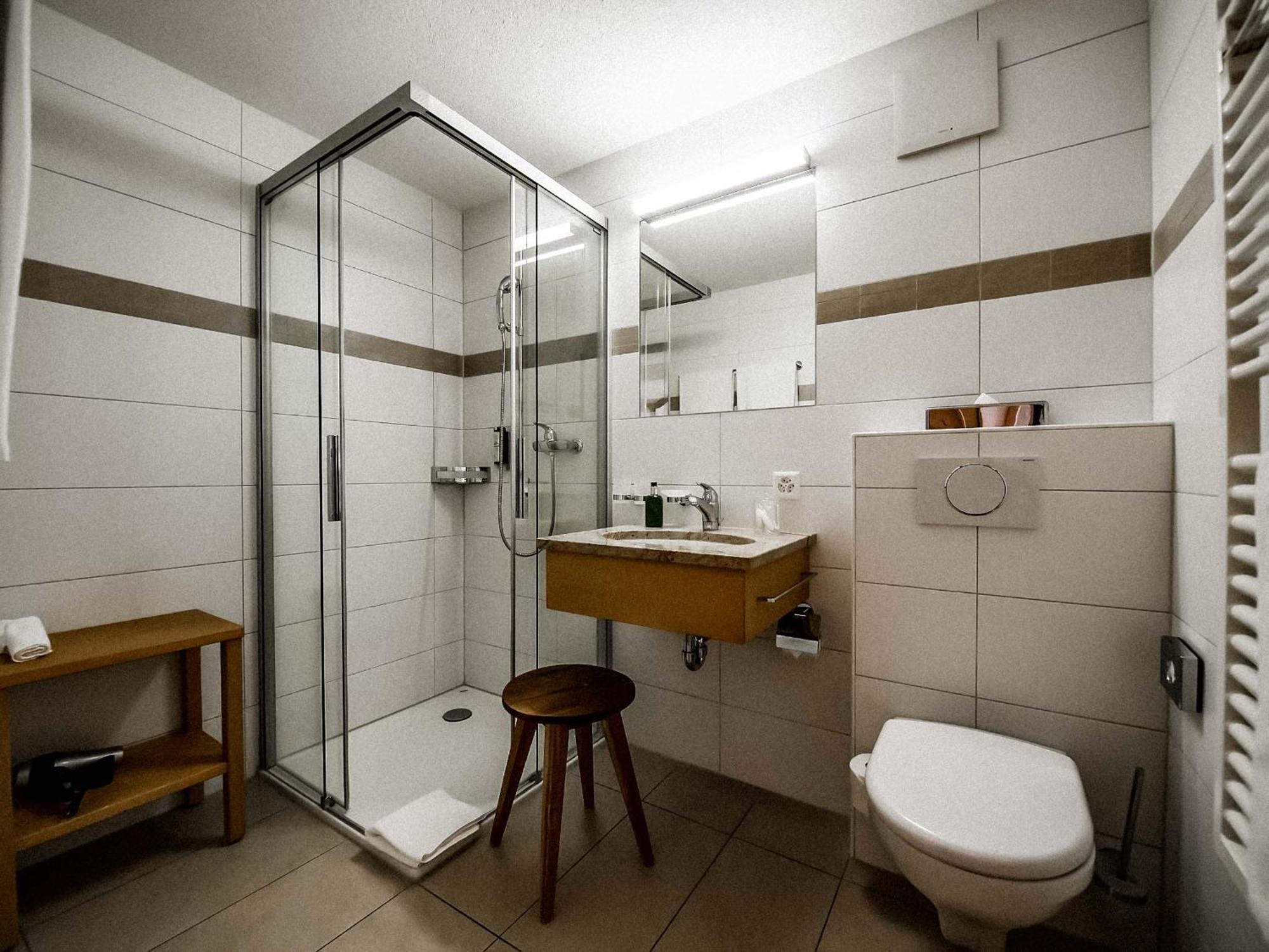 Hotel Alpenland Gstaad Ngoại thất bức ảnh
