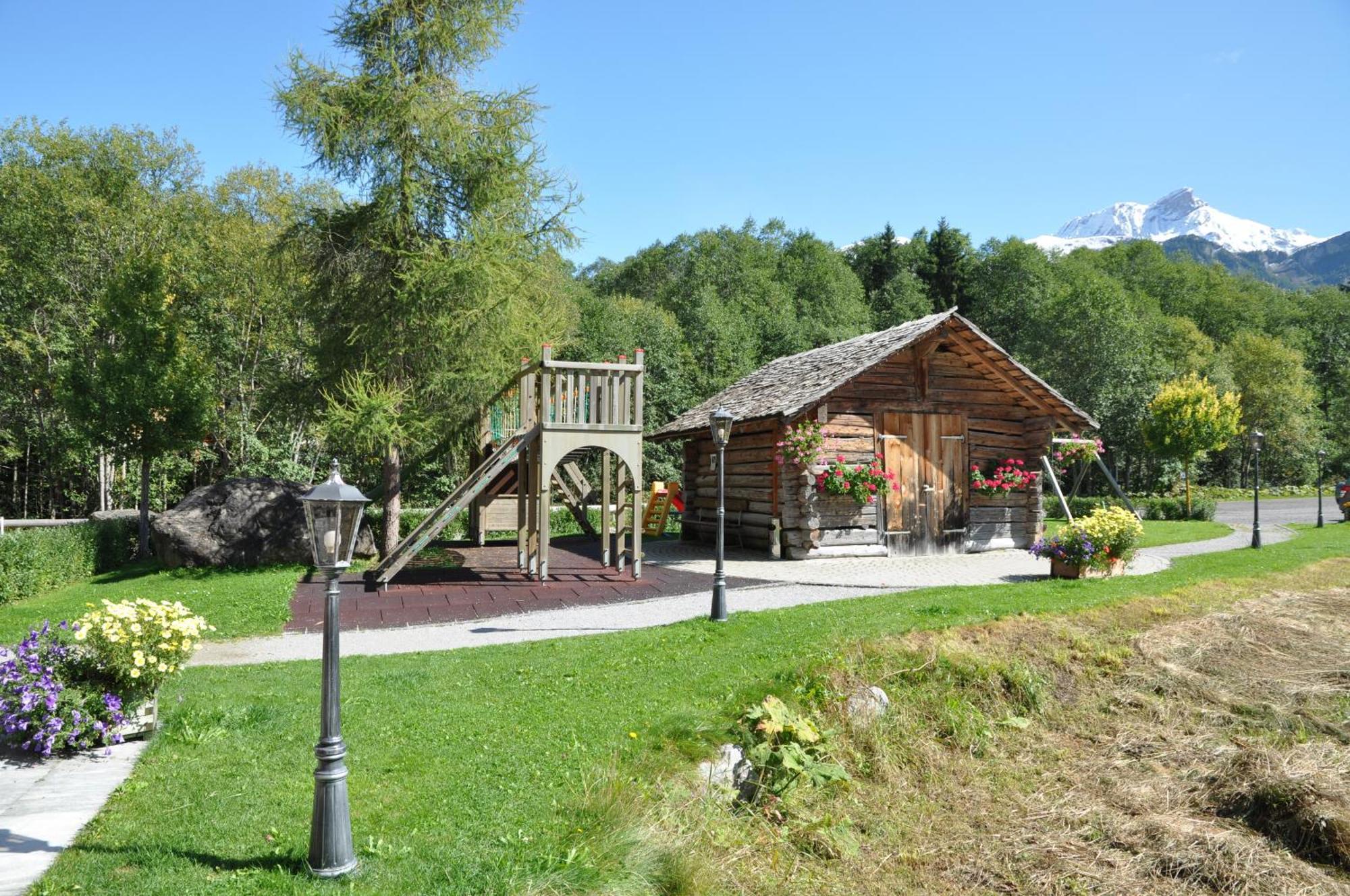 Hotel Alpenland Gstaad Ngoại thất bức ảnh